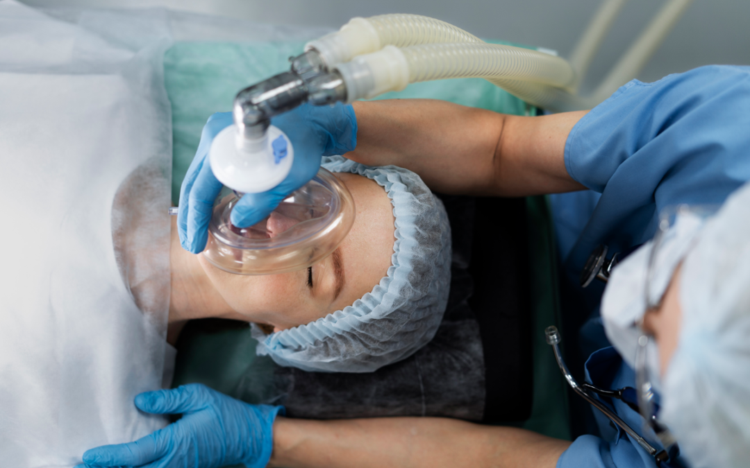 nurse-putting-oxygen-mask-patient